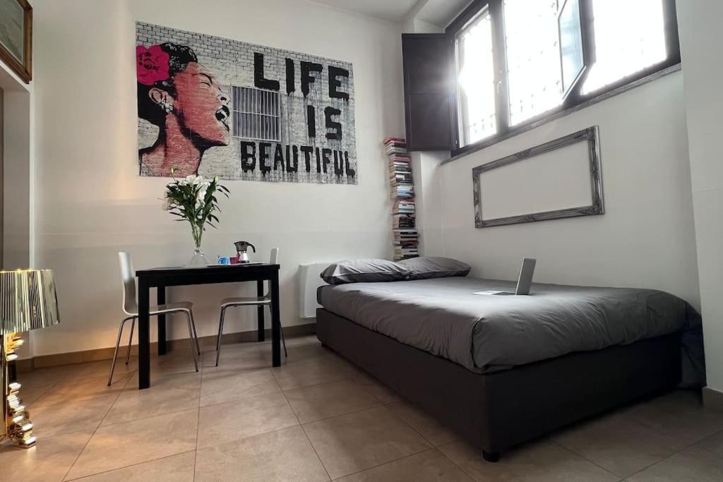 Apartament Life Is Beautiful Design Loft Navigli Romolo, Netflix, Wifi, Ac And Street Parking Mediolan Zewnętrze zdjęcie