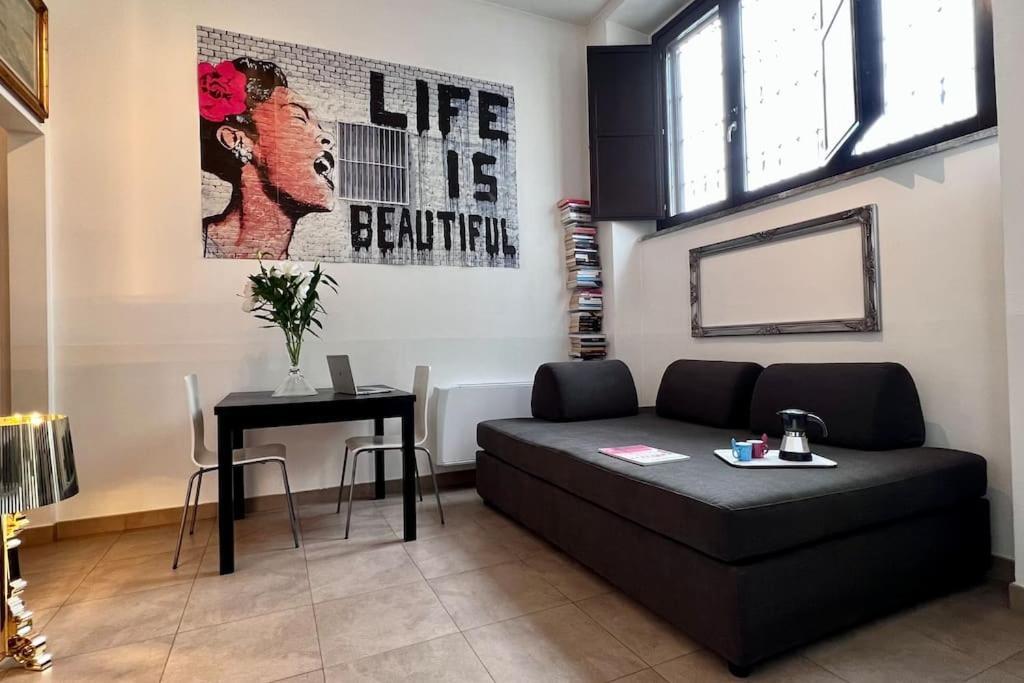 Apartament Life Is Beautiful Design Loft Navigli Romolo, Netflix, Wifi, Ac And Street Parking Mediolan Zewnętrze zdjęcie
